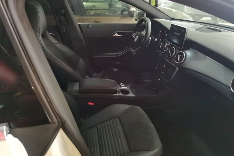Used Mercedes-Benz CLA 2015 CLA 220 4MATIC Right Front Seat