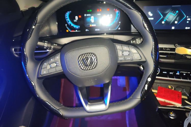 Used CHANGAN Eado 2021 PLUS Blue Whale NE 1.4T GDI DCT Prestige Model Steering Wheel