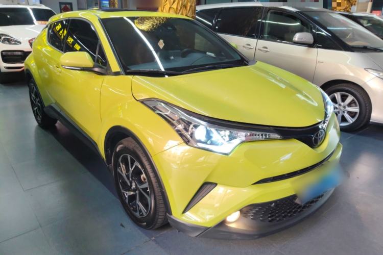 Used Toyota C-HR 2018 2.0L Leading with Sunroof China V Standard
