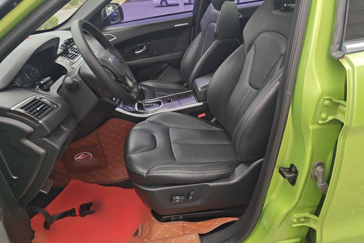 Used Land X7 2015 2.0T Panoramic Prestige Edition
