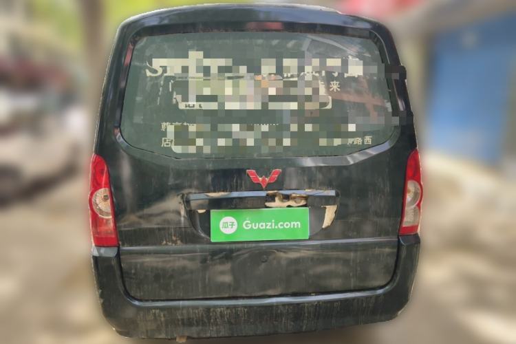 Used Wuling Rongguang 2011 1.2L Base Version
