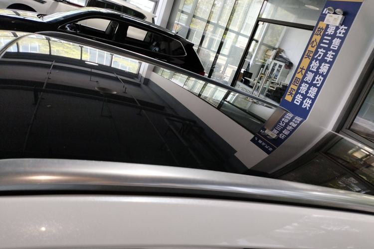 Used Wey VV5 2021 1.5T Two-Wheel Drive Color Pioneer