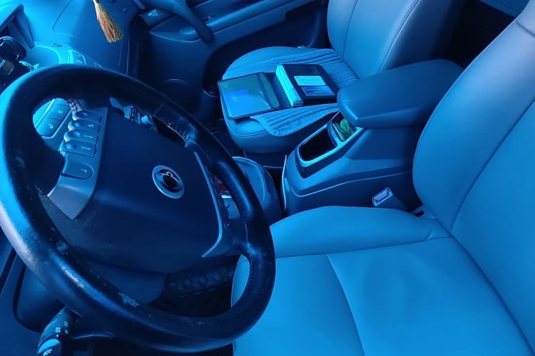 Used SsangYong Rodius 2014 2.0T Diesel 4x4 Luxury Navigation Edition Left Front Seat