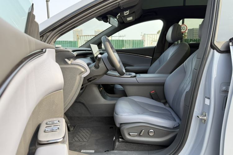 Used XPeng G7 2025 Model—702 Ultra Long Range Interior 15