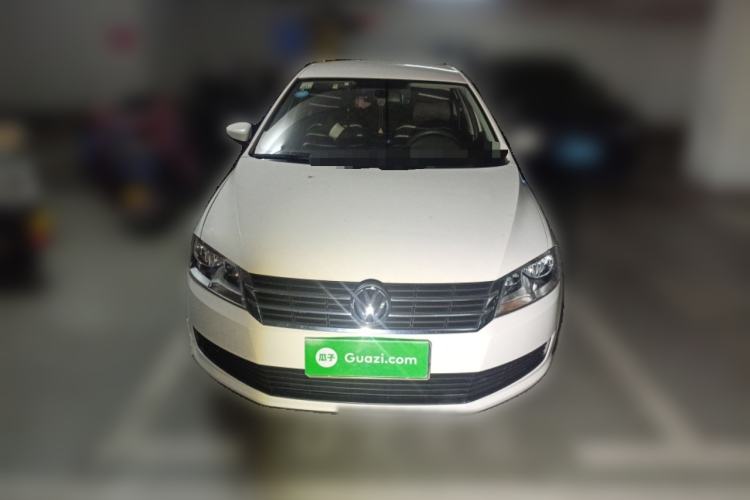 Used Volkswagen Gran Lavida 2013 1.6L Automatic Fashion Model