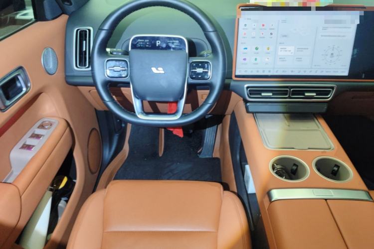 Used Li Auto L8 2024 Pro Model
