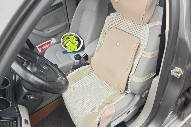 Used Volkswagen Bora 2013 1.6L Manual Fashion Edition
