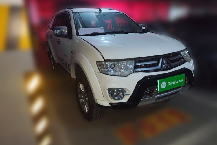 Used Mitsubishi Pajero Sport 2013 2.4L Manual Two-Wheel Drive Comfort Edition