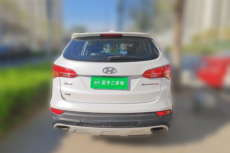 Used Hyundai Santa Fe 2015 2.0T Automatic Two-Wheel Drive Smart Version 5 Seats
