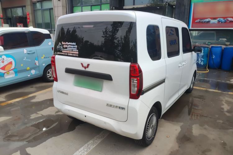 Used Wuling Zhiguang New Energy 2025 Standard Model Rear Right 45 Deg