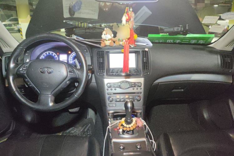 Used Infiniti G Series 2013 G25 Sedan Luxury Sport Edition Center Console