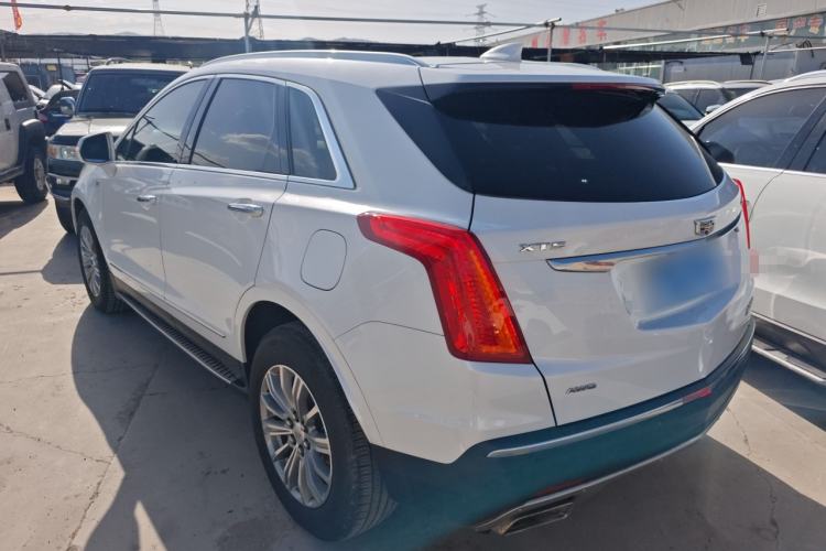 Used Cadillac XT5 2018 28T Four-Wheel Drive Luxury Model Rear Left 45 Deg