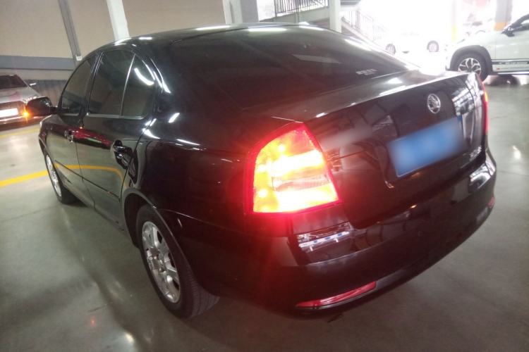 Used Skoda Octavia 2015 Classic Model 1.6L Automatic Yijie Version Rear Left 45 Deg
