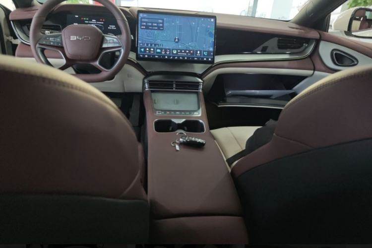 Used BYD Seal 07 DM-i 2026 DM-i 1.5T 230km Flagship Edition Interior 1