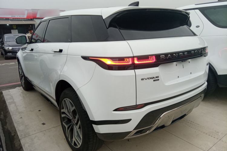 Used Land Rover Range Rover Evoque 2023 Aurora L 249 PS Luxury Edition