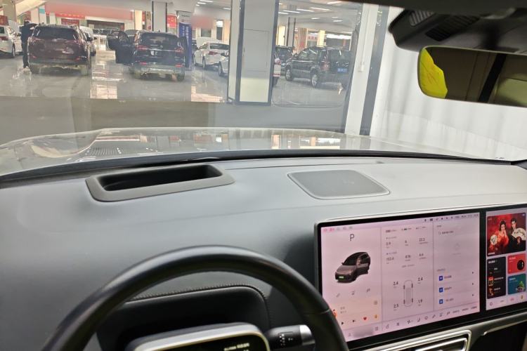 Used Li Auto L7 2023 Pro Model
