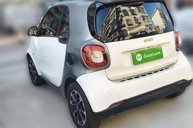 Used smart fortwo 2015 1.0L 52 kW Hardtop Passion Edition
