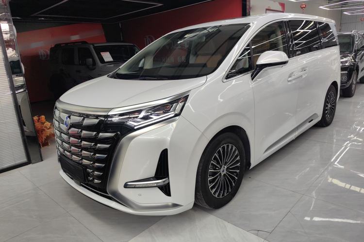 Used Denza D9 2024 DM-i 970 Luxury Model