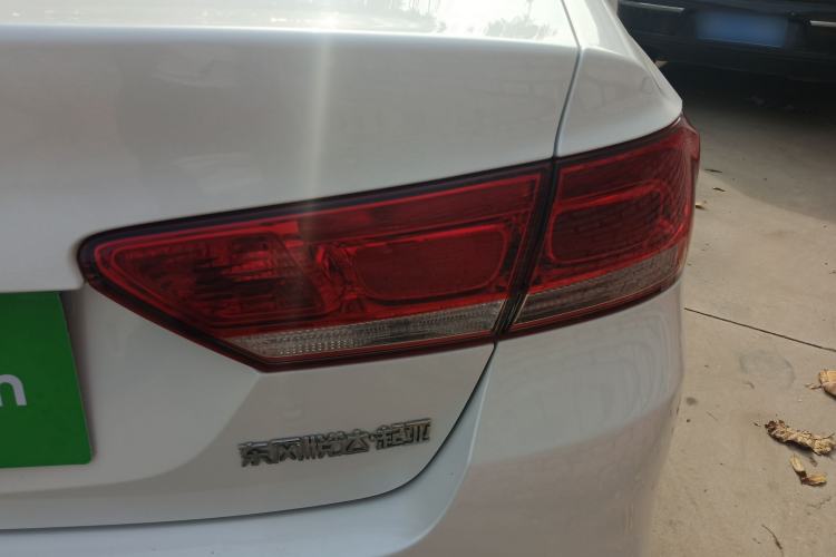 Used Kia K4 2014 1.8L Manual GL
