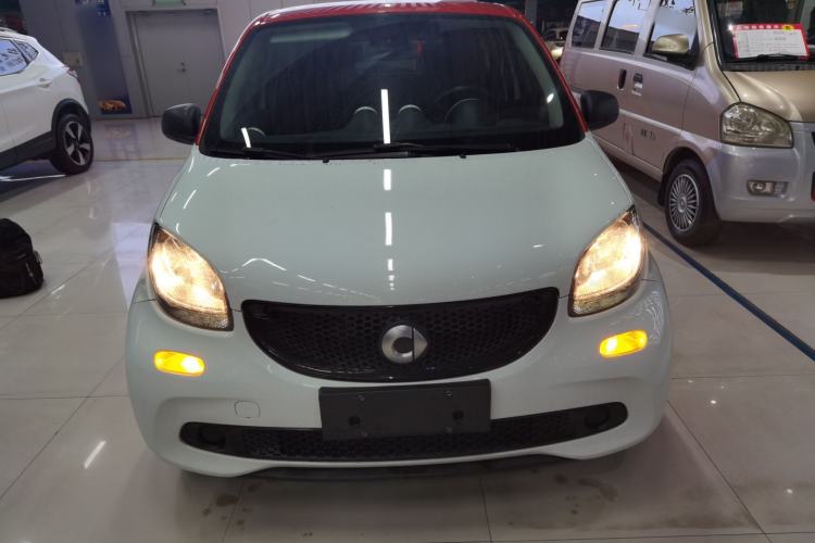 Used smart forfour 2016 1.0L 52 kW Dynamic Edition
