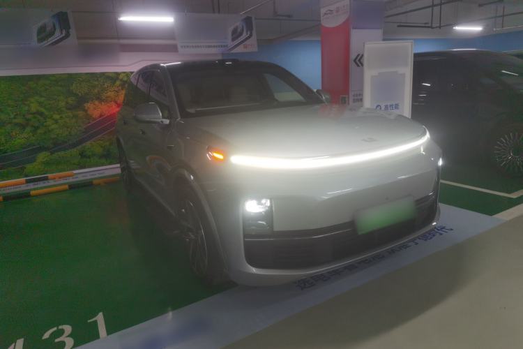 Used Li Auto L9 2022 Max model
