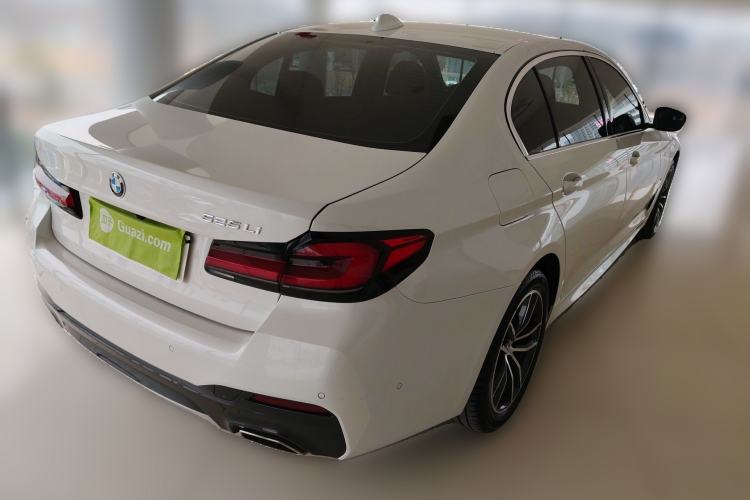 Used BMW 5 Series 2022 Second Facelift 525Li M Sport Package Rear Right 45 Deg