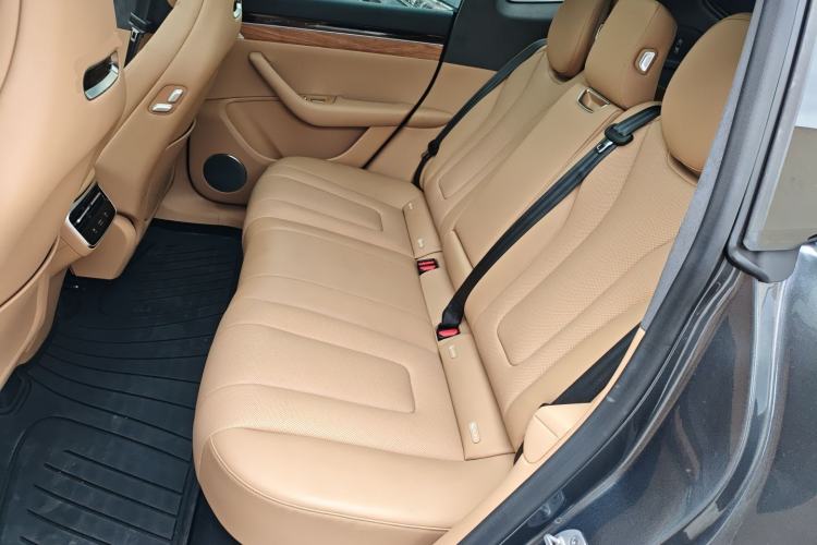 Used Hima Luxeed R7 2024 All-Electric 736 km Ultra