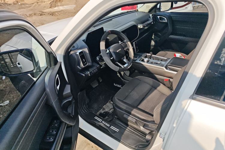 Used Haval DARGO 2022 1.5T DCT Two-Wheel Drive Husky Edition
