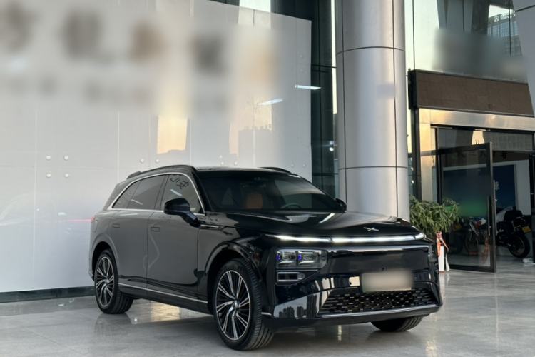Used XPeng G9 2024 570 Max Exterior 2