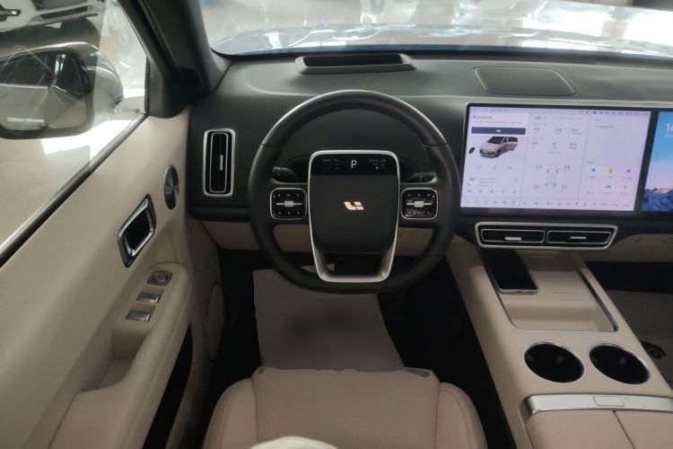 Used Li Auto L6 2025 Max Smart Refresh Edition

