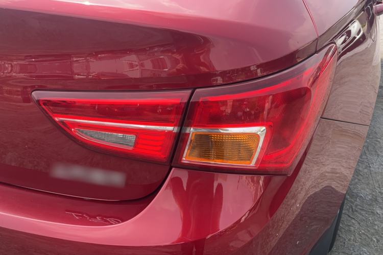 Used Buick Verano 2017 Sedan 20T Dual-Clutch Leading Model
