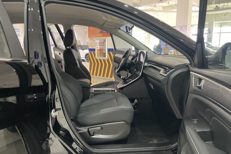 Used Haval M6 2021 PLUS 1.5T DCT Elite Smart Connectivity Model
