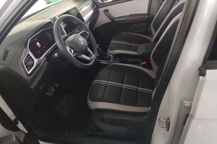 Used Volkswagen T-ROC 2024 300TSI DSG Two-Wheel-Drive Chen Guang Edition Left Front Seat