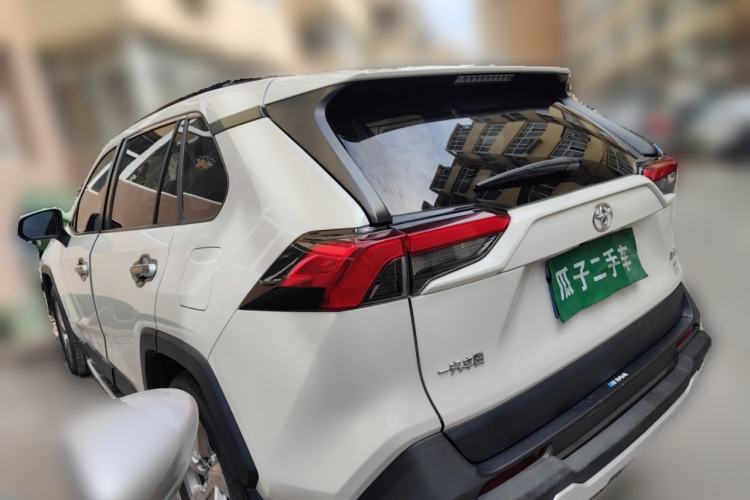 Used Toyota RAV4 2020 2.0L CVT Two-Wheel Drive Fashion Edition