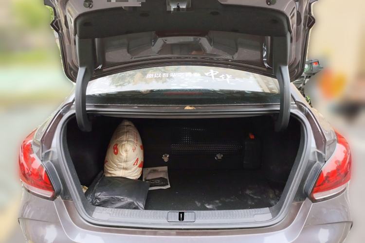 Used MG 5 2021 300TGI DCT Elegant Luxury Edition Trunk