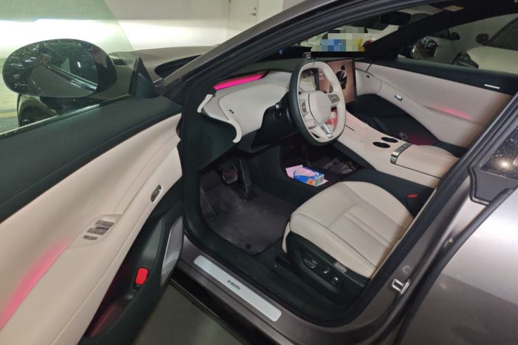 Used Xiaomi Auto YU7 2025 Ultra-Long Range All-Wheel Drive Pro Version