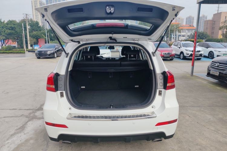 Used Haval H2 2016 Red-Label 1.5T Manual Two-Wheel Drive Luxury Model