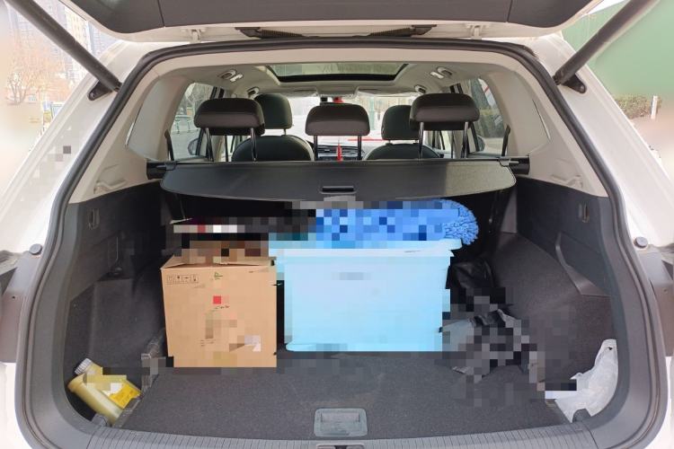 Used Volkswagen Tiguan L 2020 330TSI Automatic Two-Wheel Drive Smart Luxury Edition China VI Standard Trunk