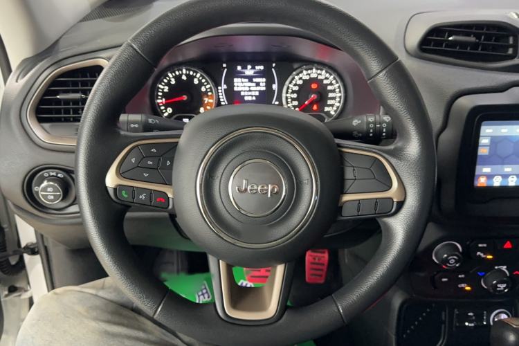 Used Jeep Renegade 2018 Connected Large Screen Version 180TS Automatic Kinetic Edition+ Steering Wheel