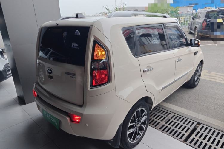 Used Kia Soul 2013 1.6L AT Premium
