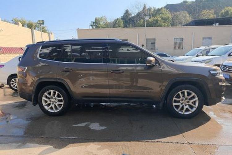 Used Jeep Commander 2018 2.0T Two-Wheel Drive Enjoy Edition China V