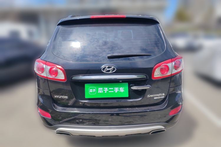 Used Hyundai Santa Fe Classic 2012 2.4 Comfort Edition 7-Seater Four-Wheel Drive Rear