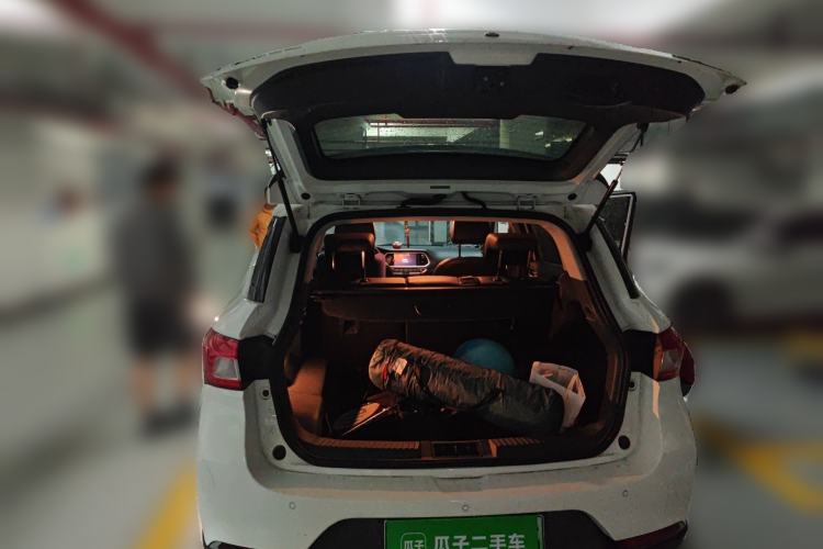 Used GAC Group Qizhi PHEV 2018 1.5L Smart Connect Luxury Edition Trunk