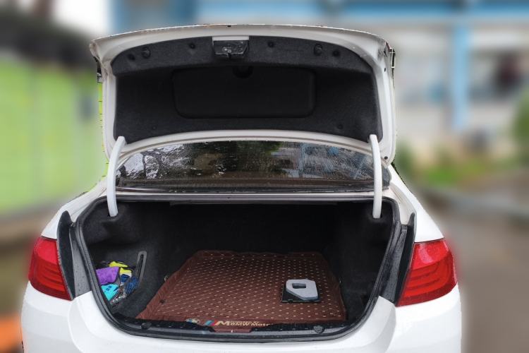 Used BMW 5 Series 2013 520Li Elegant Edition
