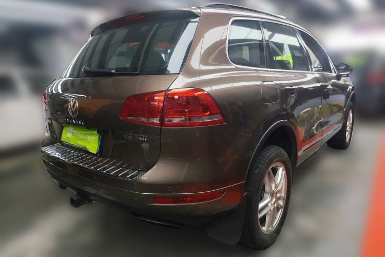 Used Volkswagen Touareg 2011 3.0 TDI Diesel Comfort Version Rear Right 45 Deg