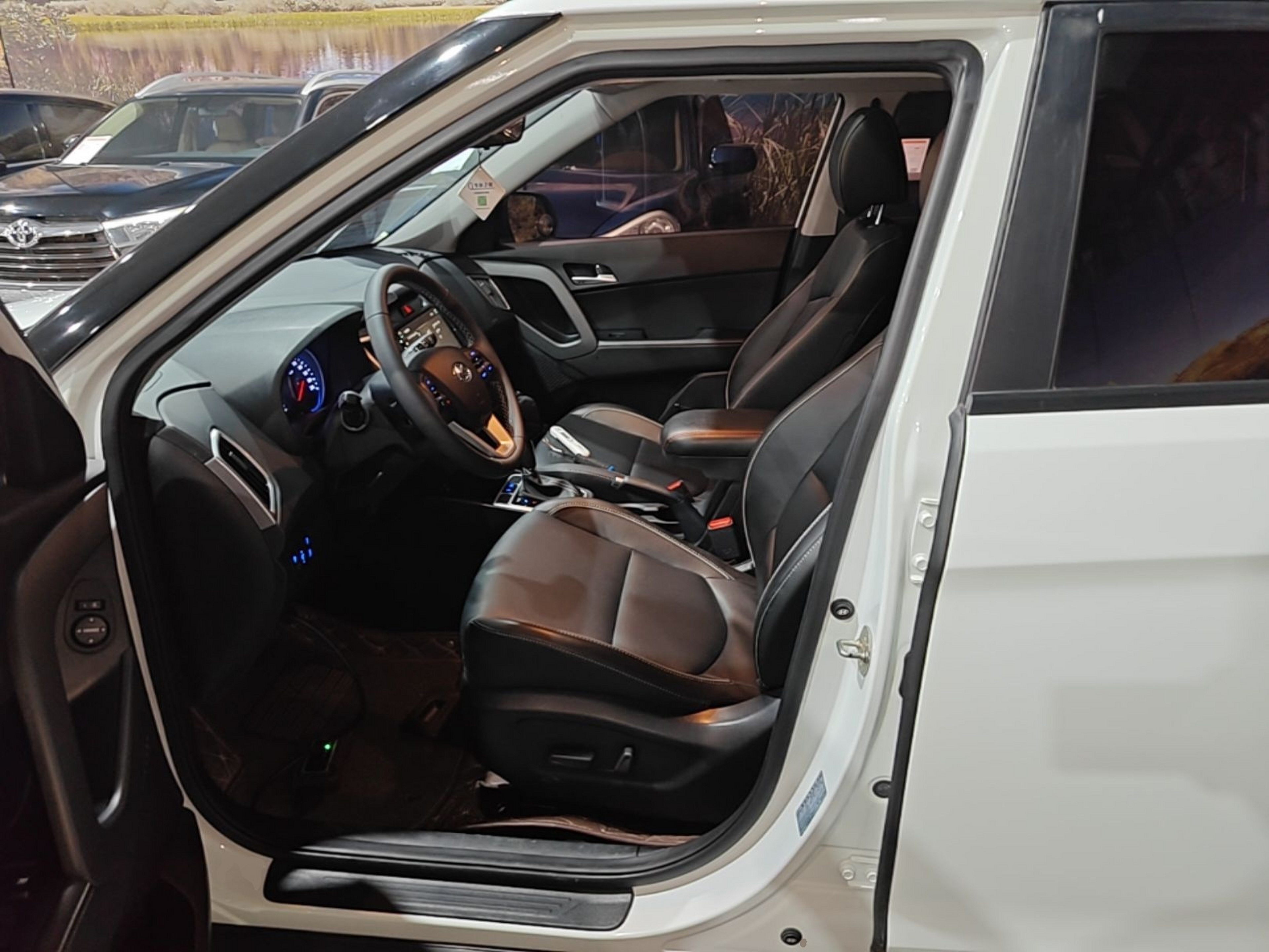 Interior delantero