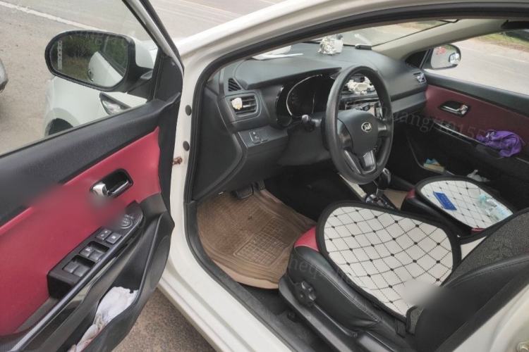 Used Kia K2 2012 Sedan 1.4L MT GLS Commemorative Edition