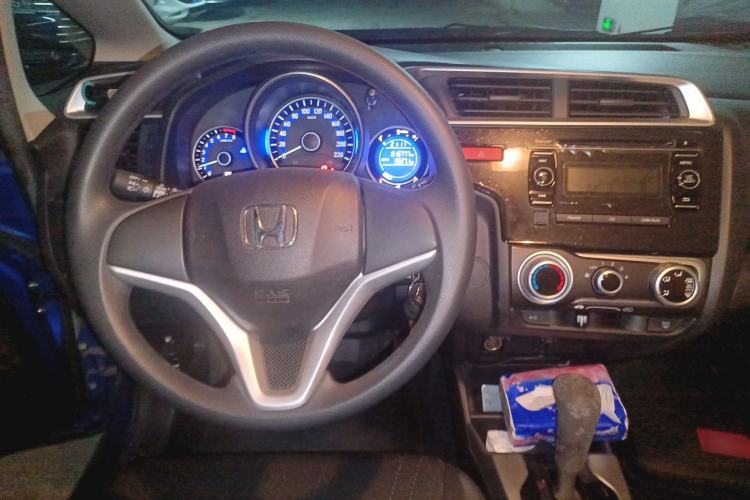 Used Honda Fit 2014 1.5L SE CVT Fashion Model Steering Wheel
