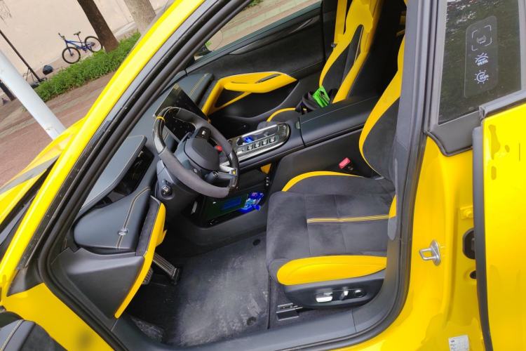 Used Xiaomi Auto SU7 Ultra 2025 Ultra Model Left Front Seat