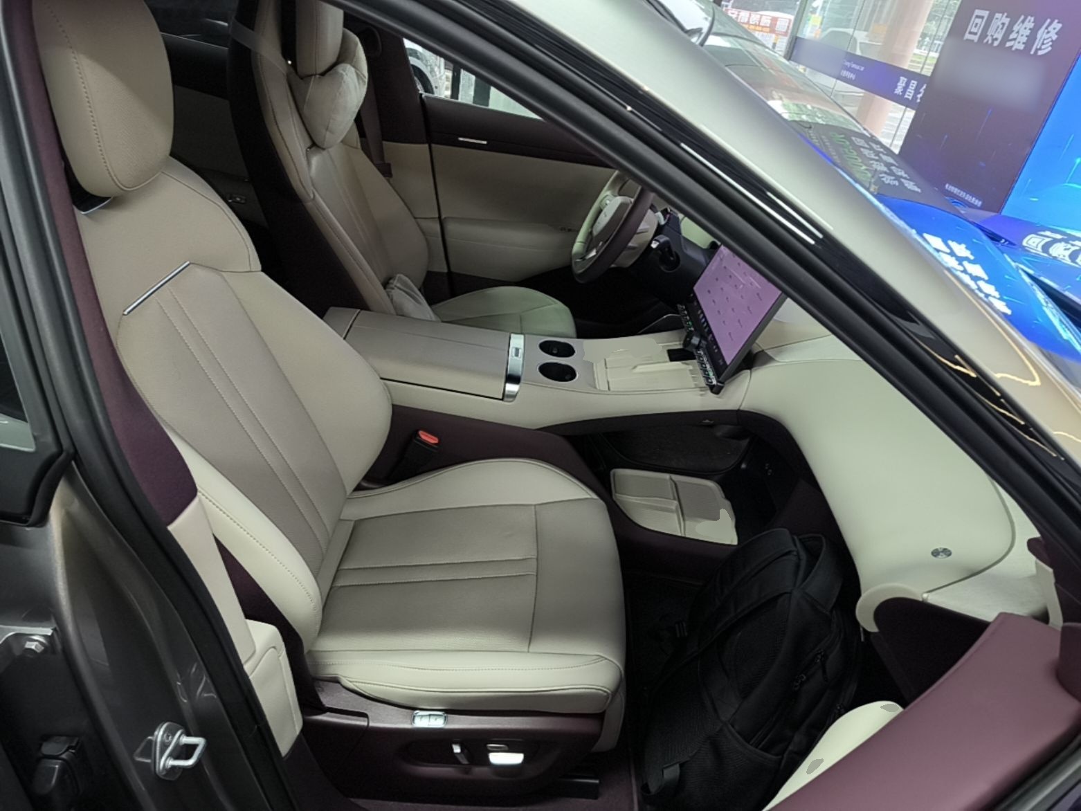Xiaomi Auto YU7 2025 Ultra-Long Range Rear-Wheel Drive Version — снимка 19